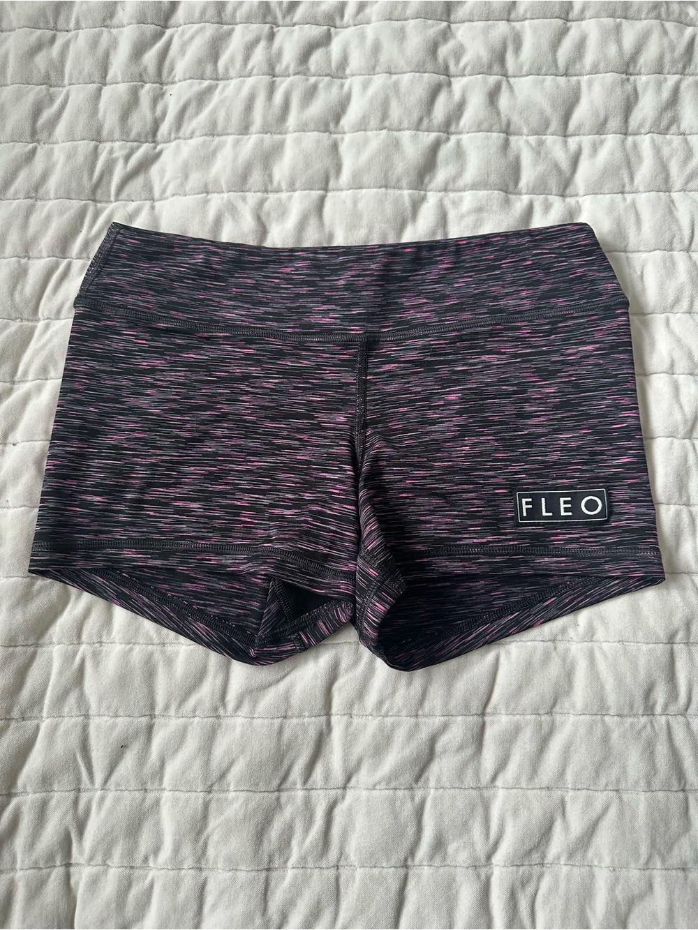 Fleo 3.25 shorts, black raspberry